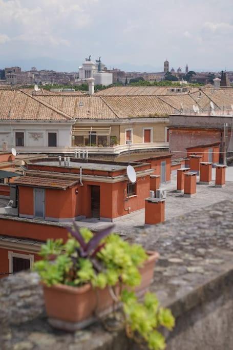 Trasteverina Chic House Roma Esterno foto