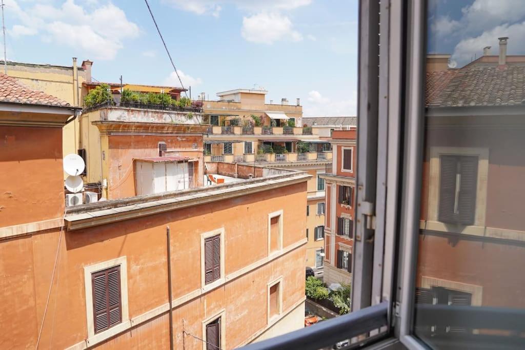 Trasteverina Chic House Roma Esterno foto