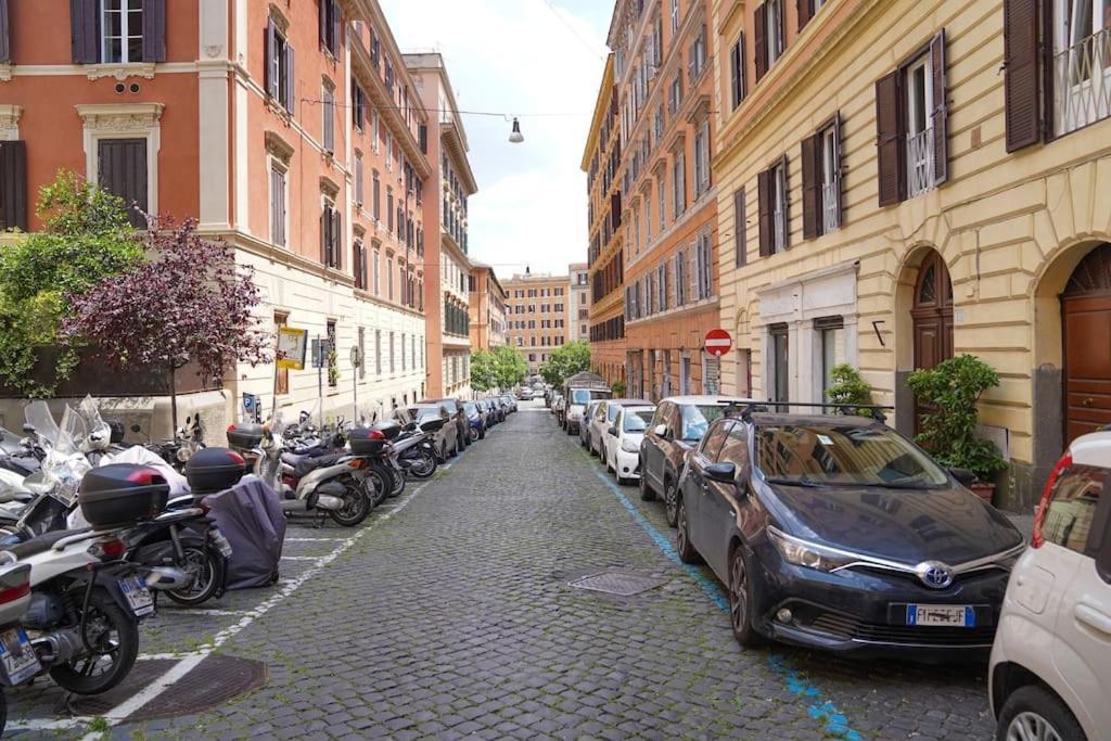 Trasteverina Chic House Roma Esterno foto
